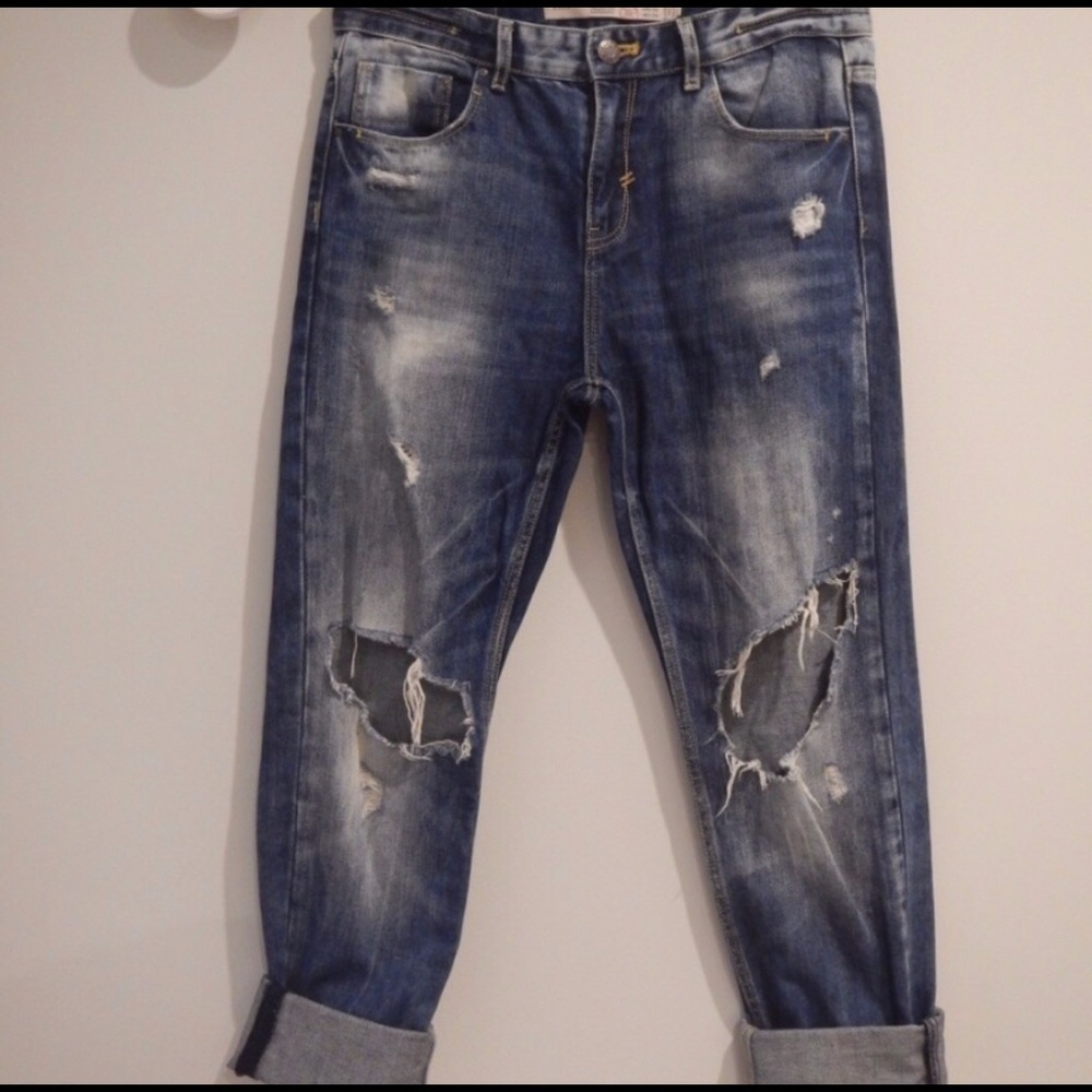 Zara Distressed Boyfriend Jeans